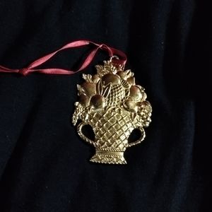 Rare Lenox antique Georgetown pineapple ornament